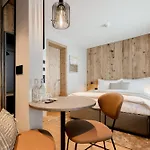 Postresidenz Am 4*