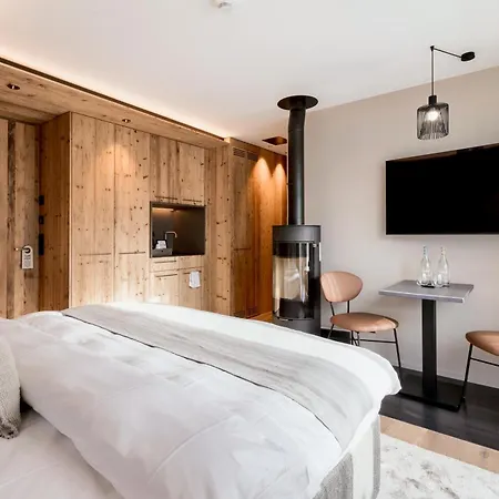 Postresidenz Am Hotel 4*