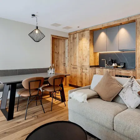 Postresidenz Am Hotel 4*
