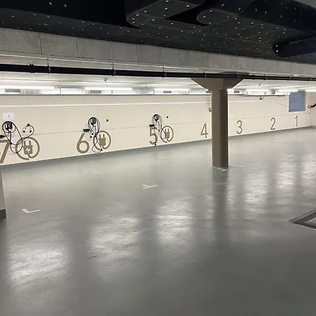 Postresidenz Am 4* アローザ