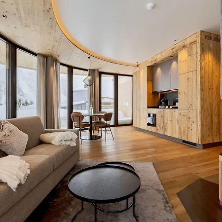 Postresidenz Am Hotel Arosa